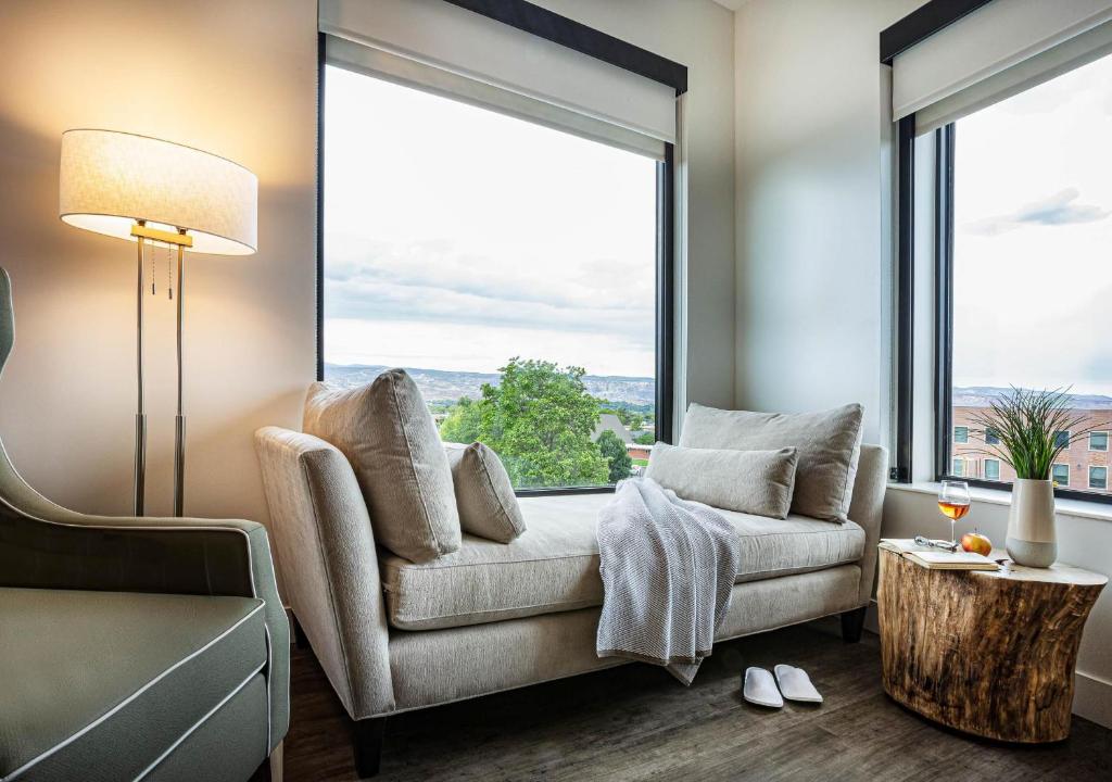 Posezení v ubytování Hotel Maverick