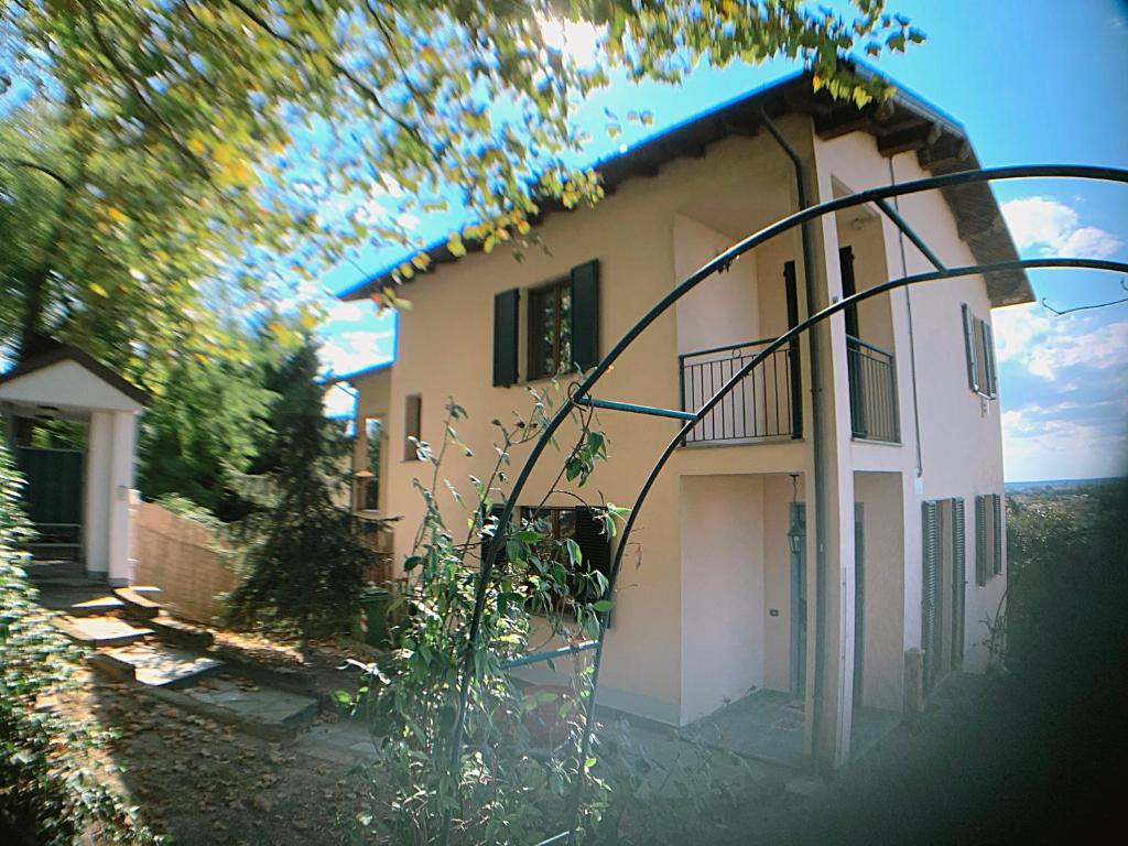The building in which a panziókat is located