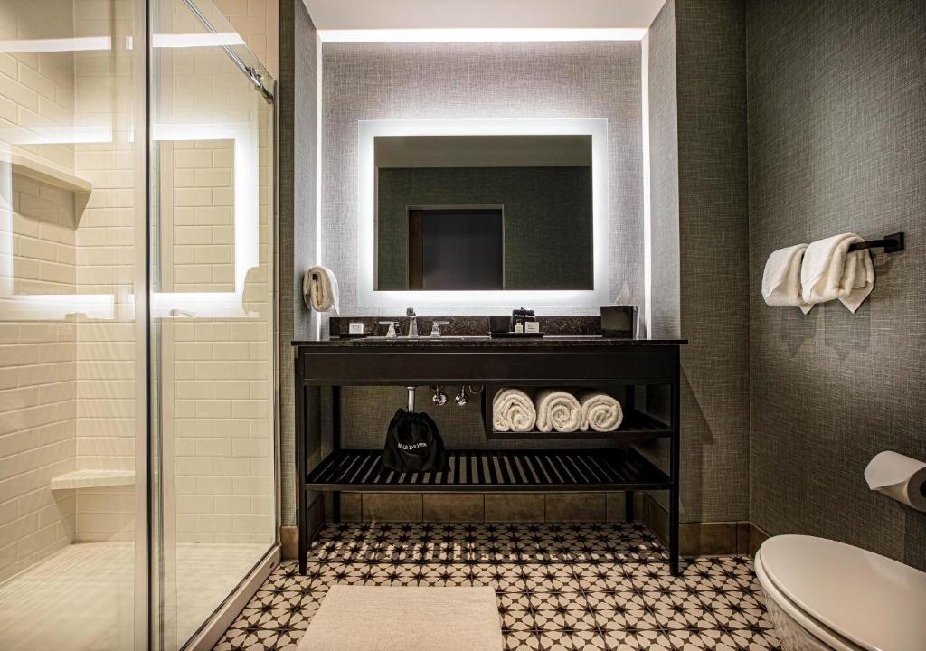 Koupelna v ubytování Hotel Maverick