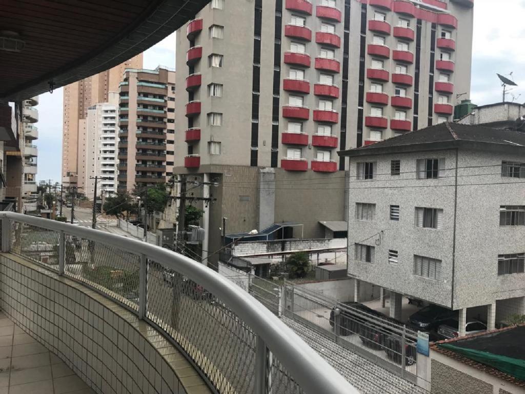  O melhor de Praia Grande a 300 metros da praia.