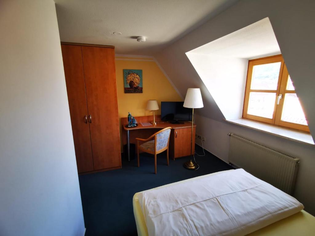 Hotel Thüringer Hof - Habitación Individual Económica