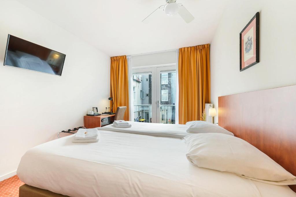 Ambassador City Centre Hotel - Resim 27