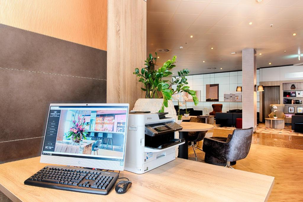 Crowne Plaza Frankfurt Congress Hotel by IHG - Resim 17