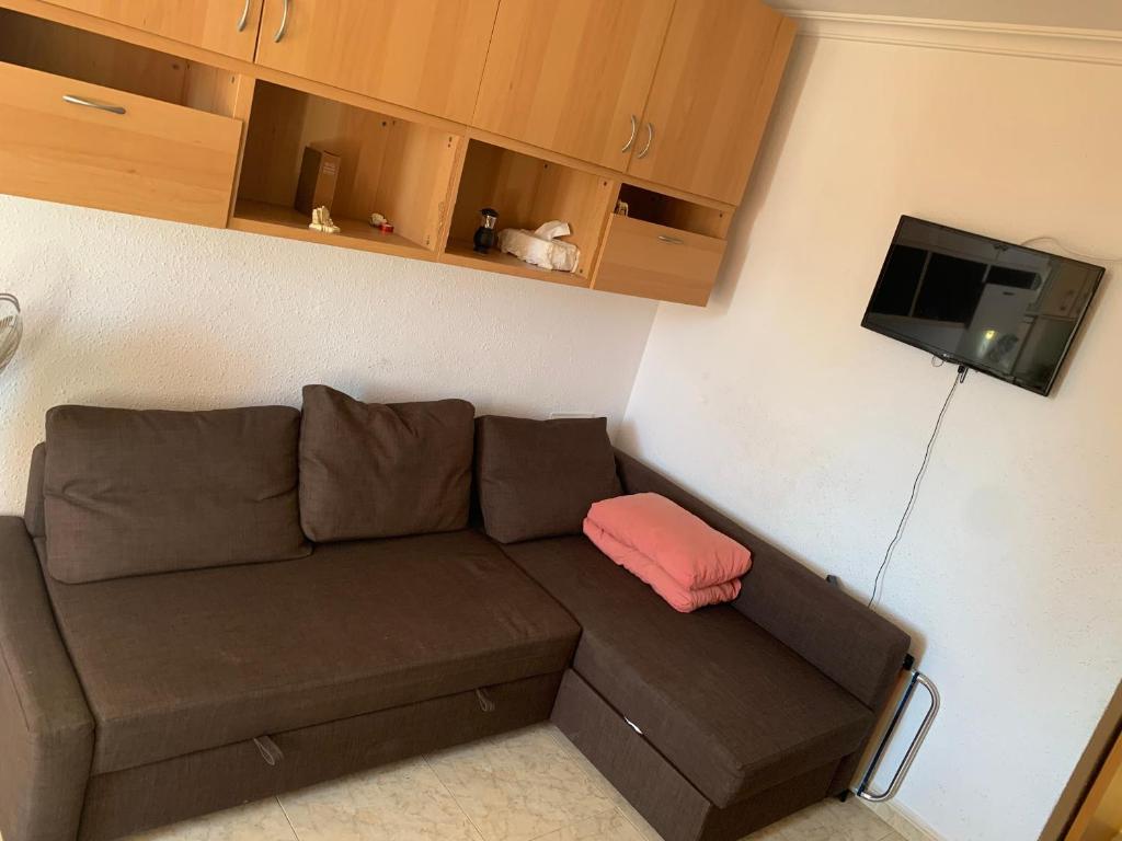 TV a/nebo společenská místnost v ubytování LyriosHomes Estudio Arcos Playa Benalmádena