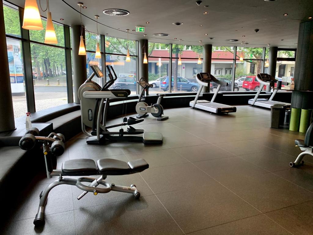 Fitness centrum a/nebo fitness zařízení v ubytování SANA Berlin Hotel