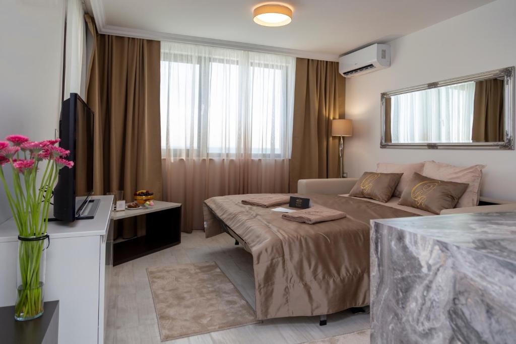 Onyx Beach Residence - Free Parking & Beach Access - Apartamento De Una Habitación Con Vista Al Mar