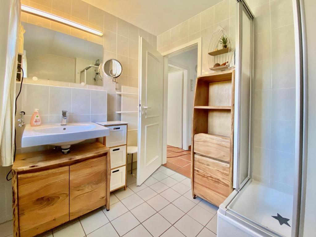 Koupelna v ubytování Strandnahe Ferienwohnung Rügen