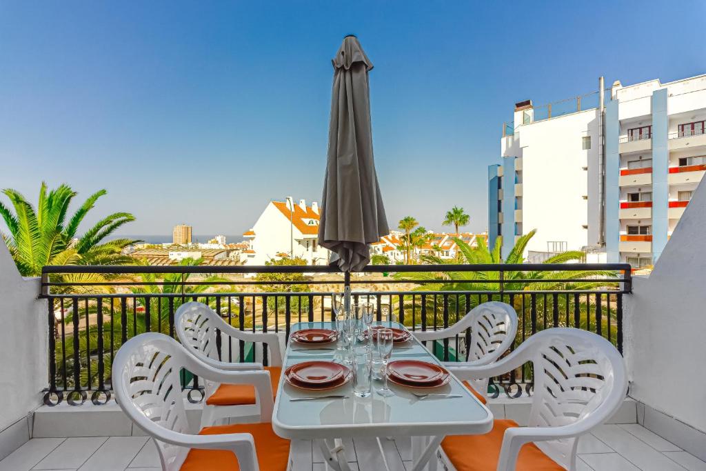 AirCon HeatedPool Modern Apartment Los Cristianos