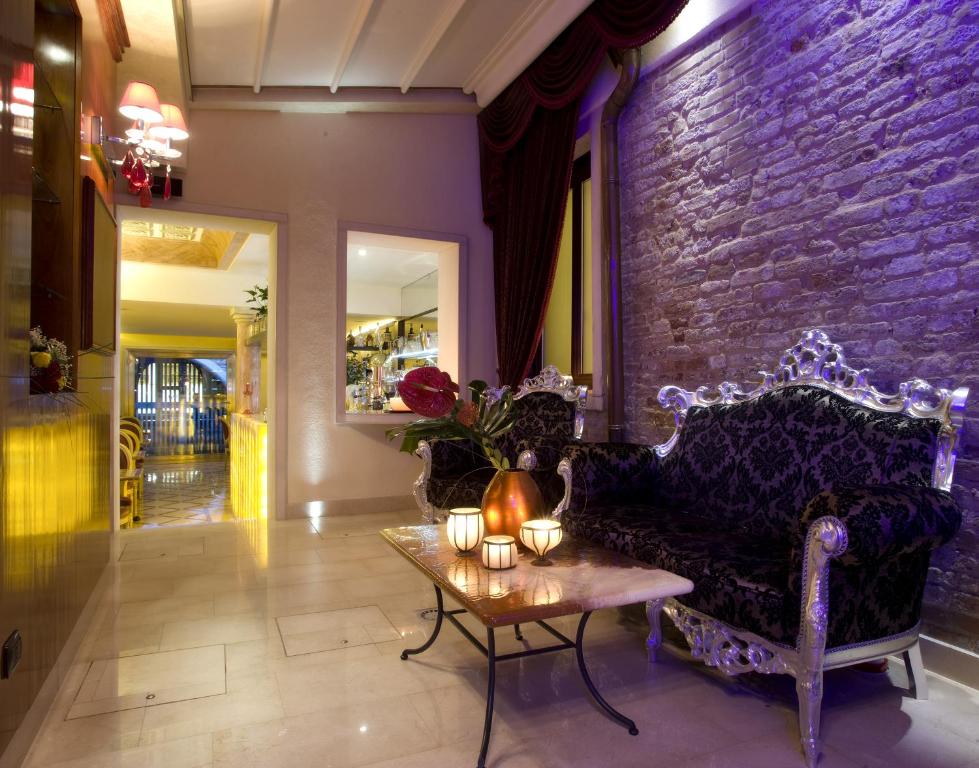 Posezení v ubytování Hotel Alcyone