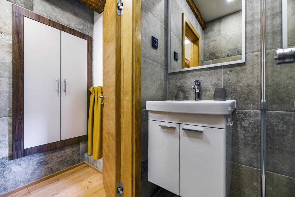 Urban Apartments with sauna - 14