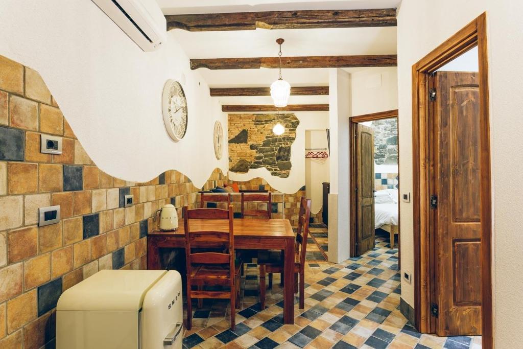 AQUILA D'ORO TRIESTE - Deluxe Room (2 Adults + 1 Child)