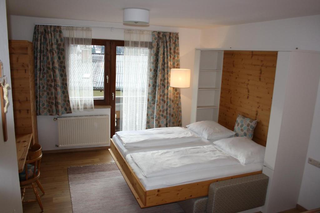Postel nebo postele na pokoji v ubytování Haus Gassner