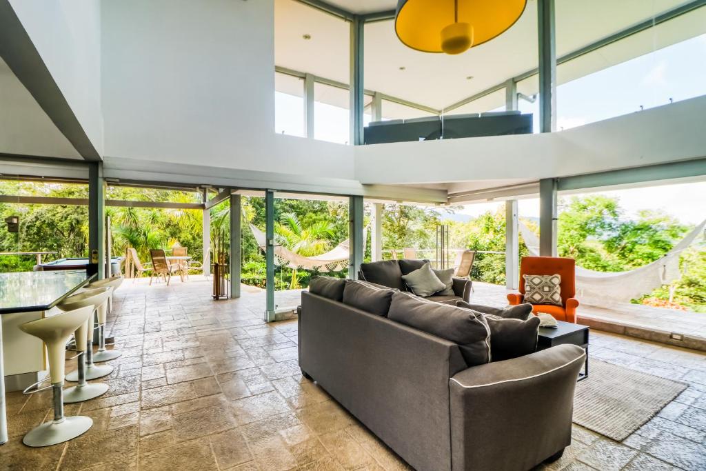Casa Cariblanco - Five Bedroom Holiday Home