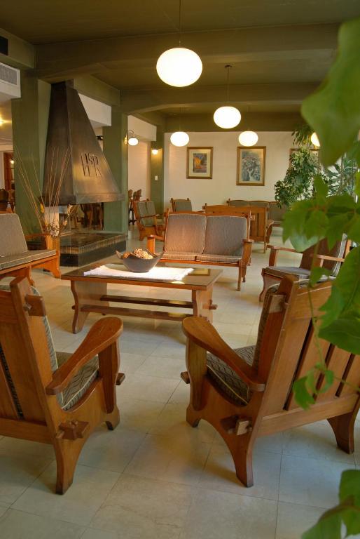 Foto de la galería de Hotel San Rafael en San Rafael