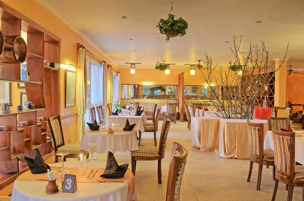 Restaurace v ubytování Sovereign Hotel