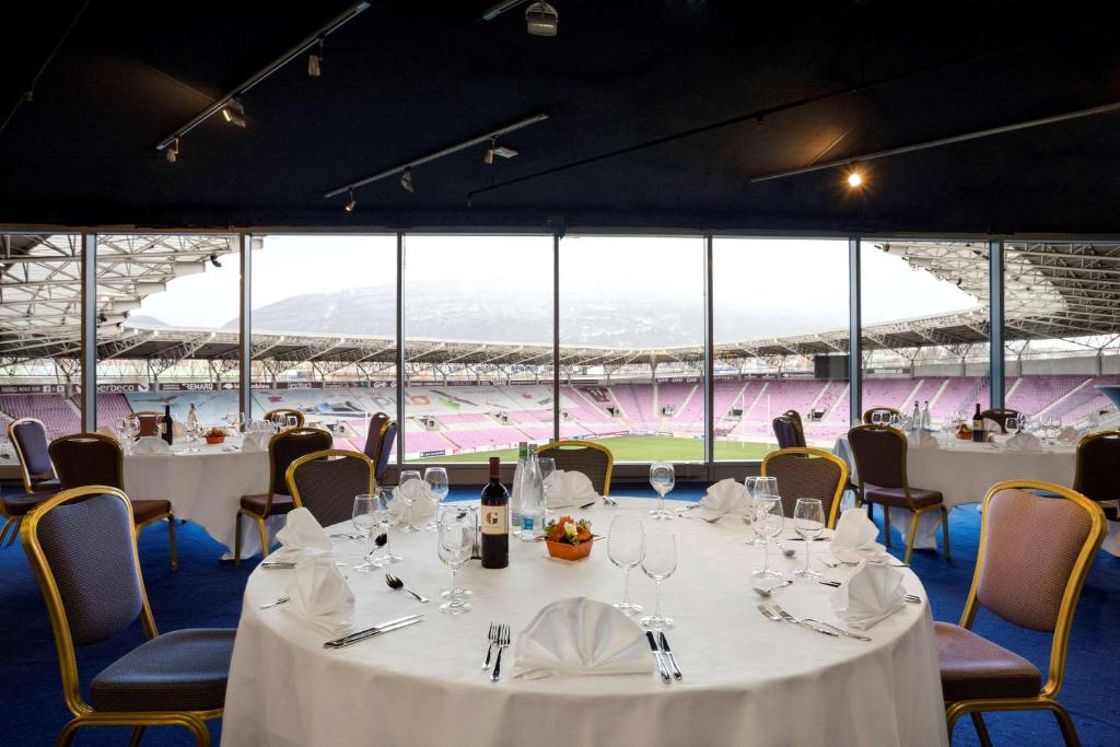 Ramada Encore by Wyndham Geneva - Resim 36