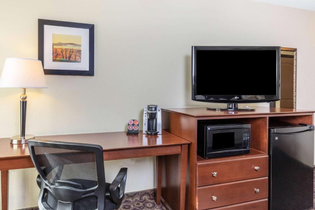 La Quinta by Wyndham Las Vegas Airport South - King Suite Met één Slaapkamer Met Bankbed-niet Roken