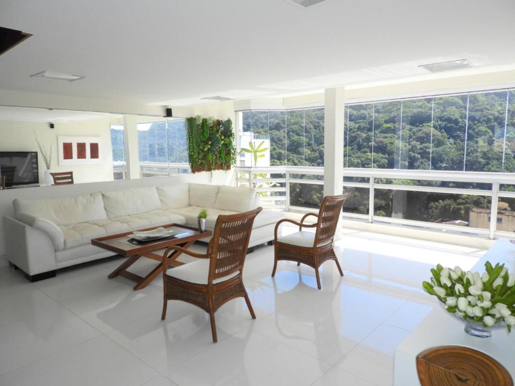  Apartamento Guarujá Pitangueiras 80m Da Praia