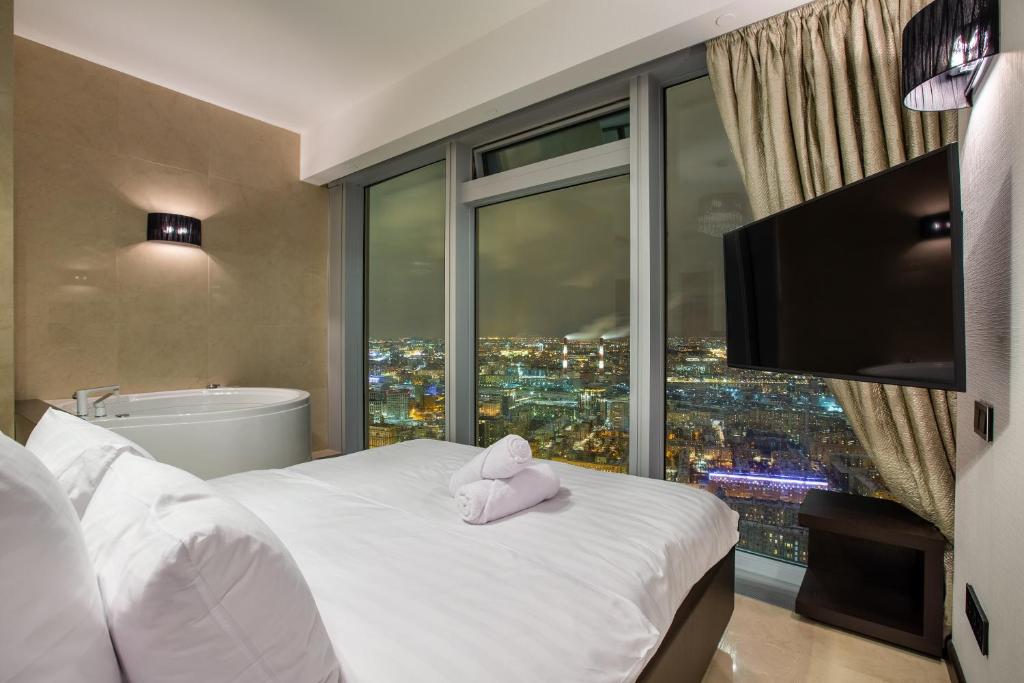 Rockmond 48 Junior Suite 10 - отзывы и видео