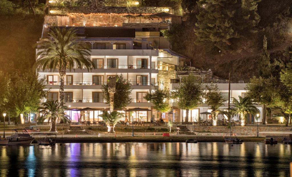 Natura Luxury Boutique Hotel Skopelos