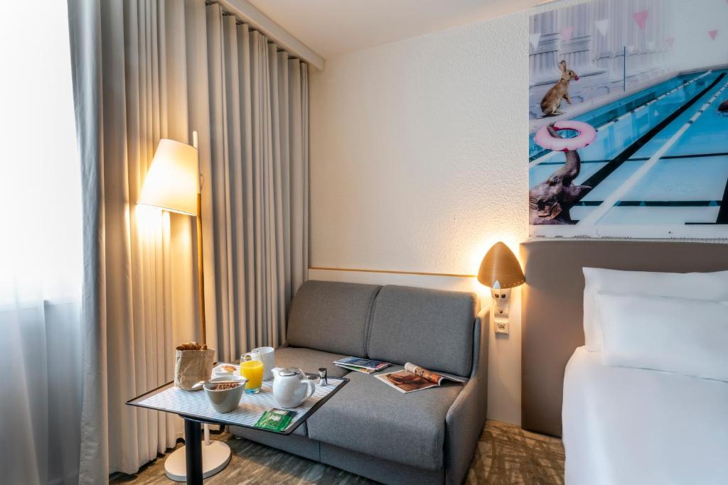 Novotel Evry Courcouronnes - 2 Adjacent Rooms