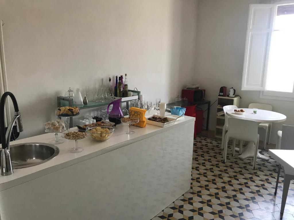 Zestaw do parzenia kawy i herbaty w obiekcie Domus Dotta