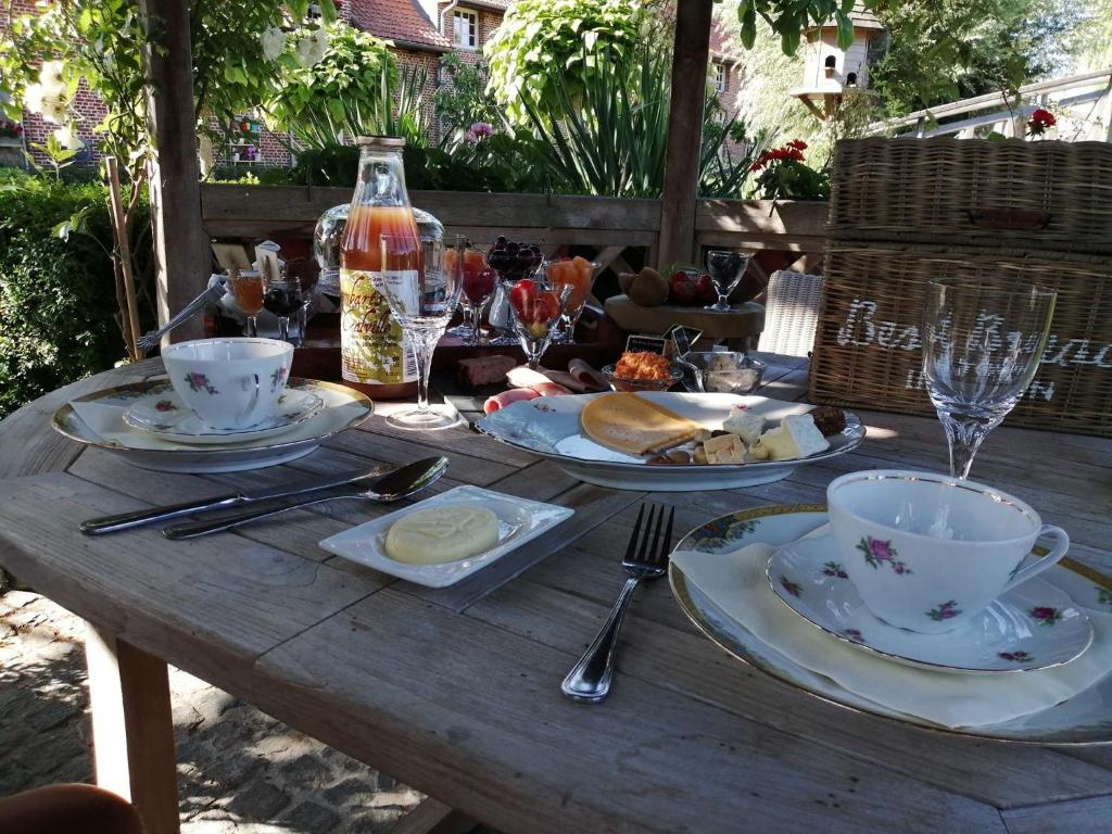 Jídlo v bed and breakfast nebo okolí