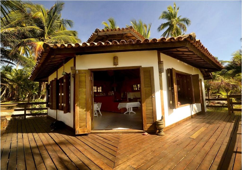  Casa Pimenta- Maraú Casa pé na areia