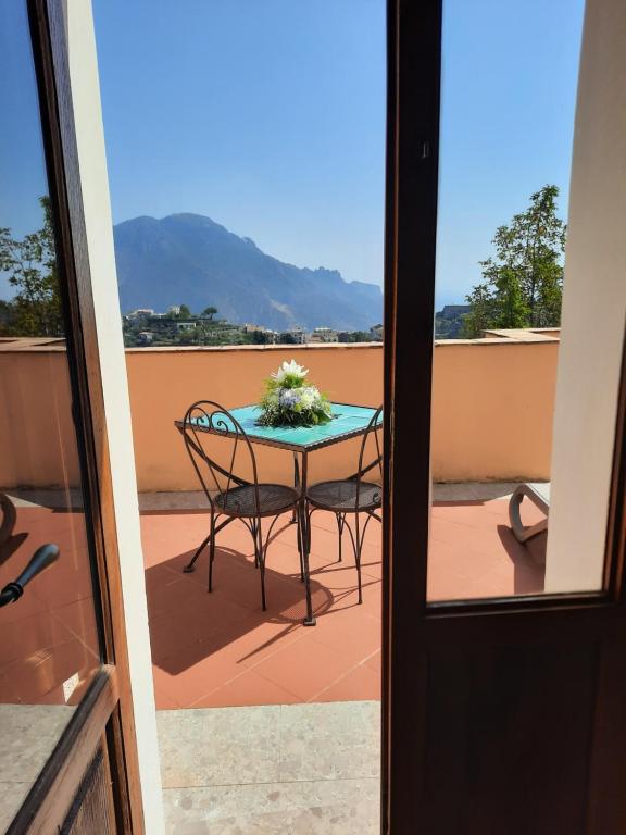 Nespecifikovaný výhled na hory nebo výhled na hory při pohledu z bed and breakfast