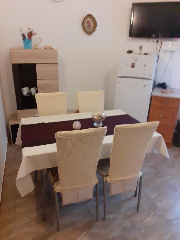 Kuchyň nebo kuchyňský kout v ubytování IVA apartments