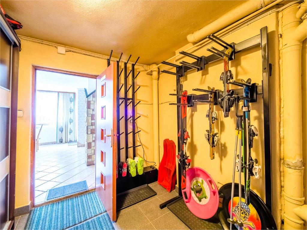 Fitness centrum a/nebo fitness zařízení v ubytování Dom Wypoczynkowy Miglówka