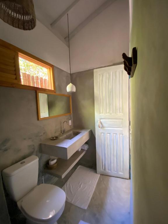 Koupelna v ubytování Pousada Sol Nascente Caraíva