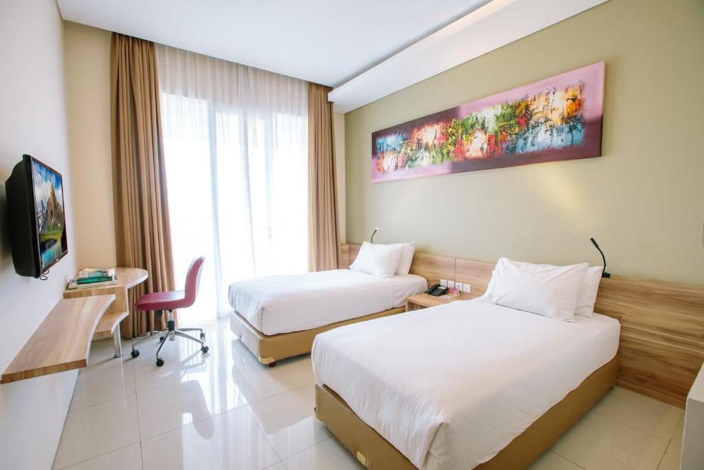 Mahogany Hotel
