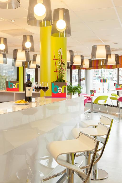 Restaurace v ubytování ibis Styles Bordeaux Saint Médard