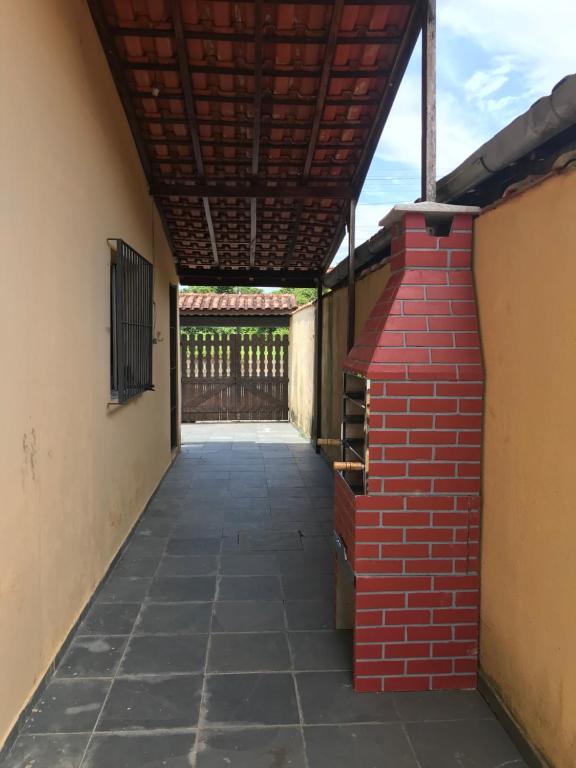  Casa em Itanhaem