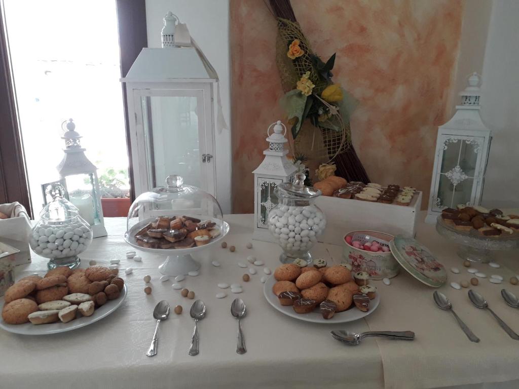 Comida en o cerca de este hotel