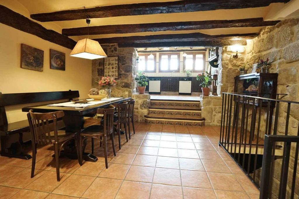 Kuchyňa alebo kuchynka v ubytovaní Casa rural con mucho encanto en un entorno mágico