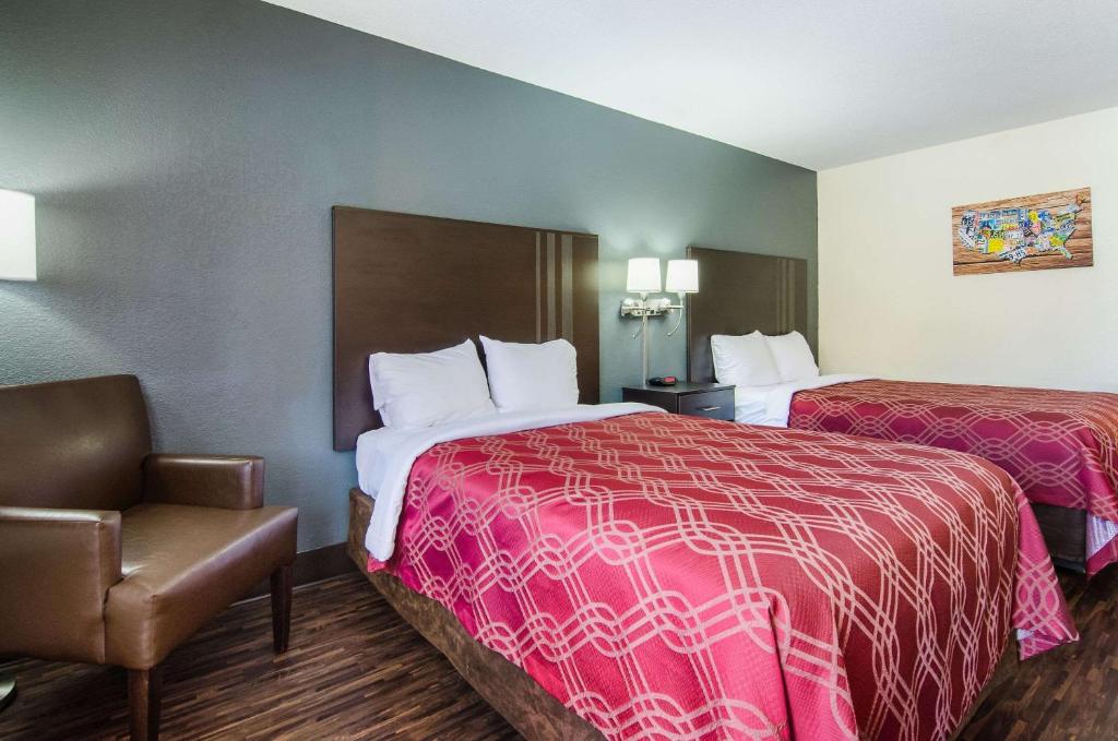 Econo Lodge Near Motor Speedway - Camera Doppia Con Due Letti Matrimoniali - Fumare