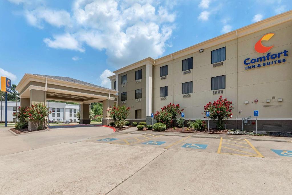 a rendering of a hotel with a carleton pharmacy at Comfort Inn & Suites El Dorado in El Dorado