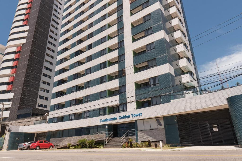  Confortável suíte integrada com vista mar em Natal por Carpediem