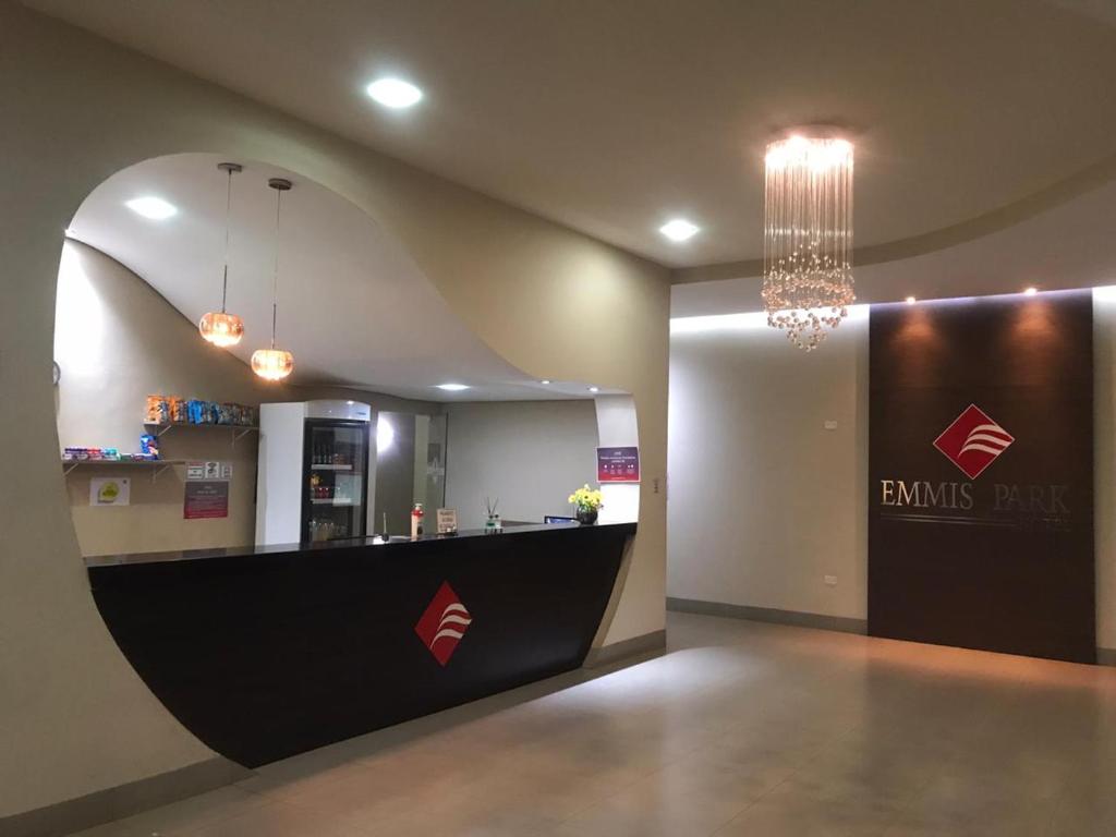  Emmis Park Hotel
