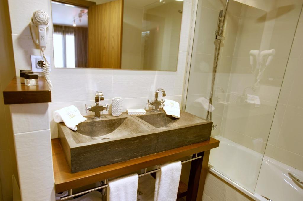 Koupelna v ubytování Hotel Palacio del Obispo