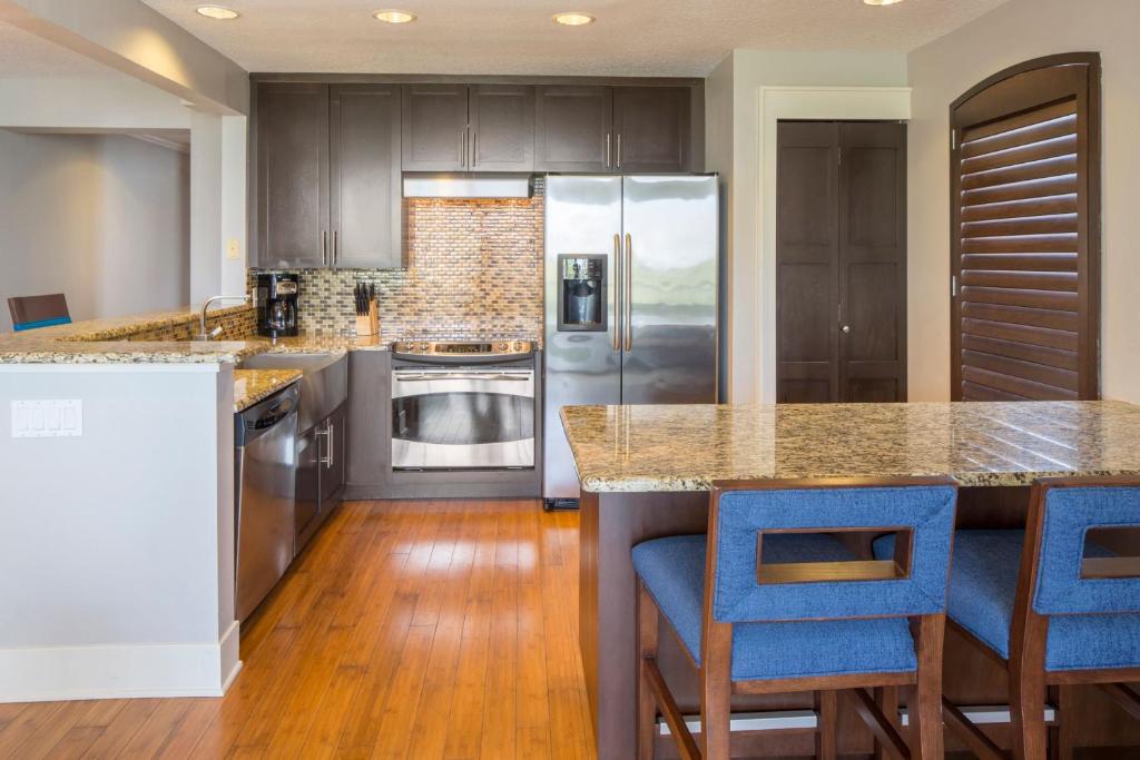 Bluegreen Vacations The Fountains, Ascend Resort Collection - Family Suite - Non-Smoking