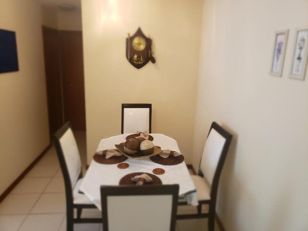  Lindo e seguro apartamento na Praia do Forte!