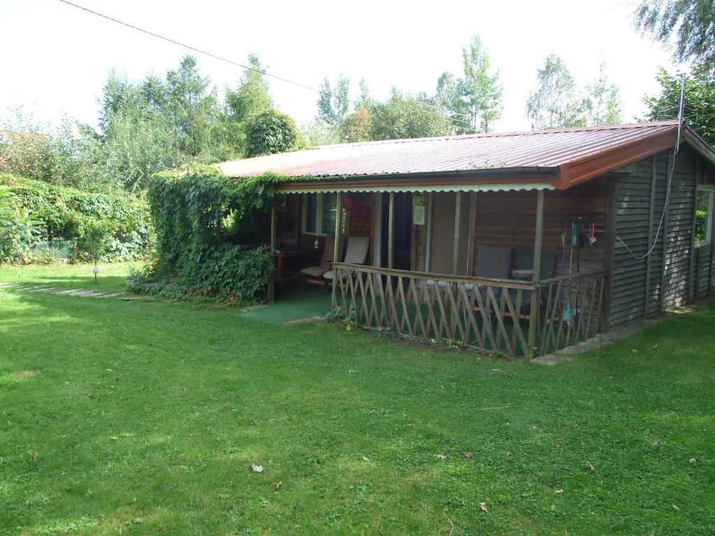 Agroturystyka pod kasztanem [czynny od maja do września] - Housity