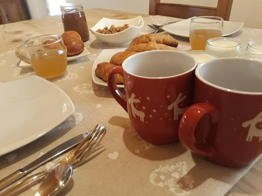 Možnosti snídaně pro hosty v ubytování Gai De Sora Bio charming B&B