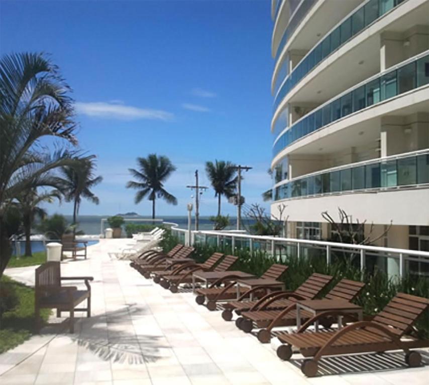  Apto com wifi e lazer em frente ao mar no Guarujá