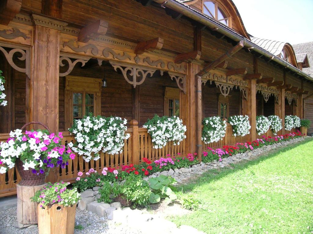 Vonkajšia záhrada v ubytovaní Karczma Regionalna Hotel GOŚCINNA CHATA
