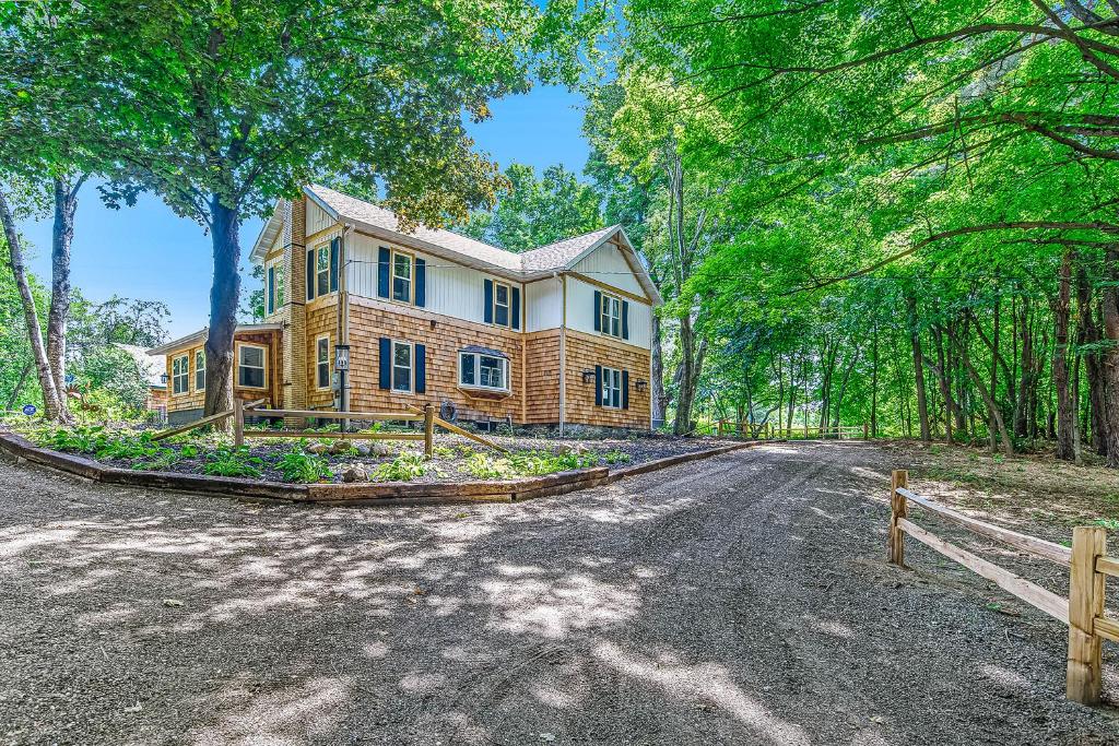 Vacation Home Thorndale, Fennville, MI