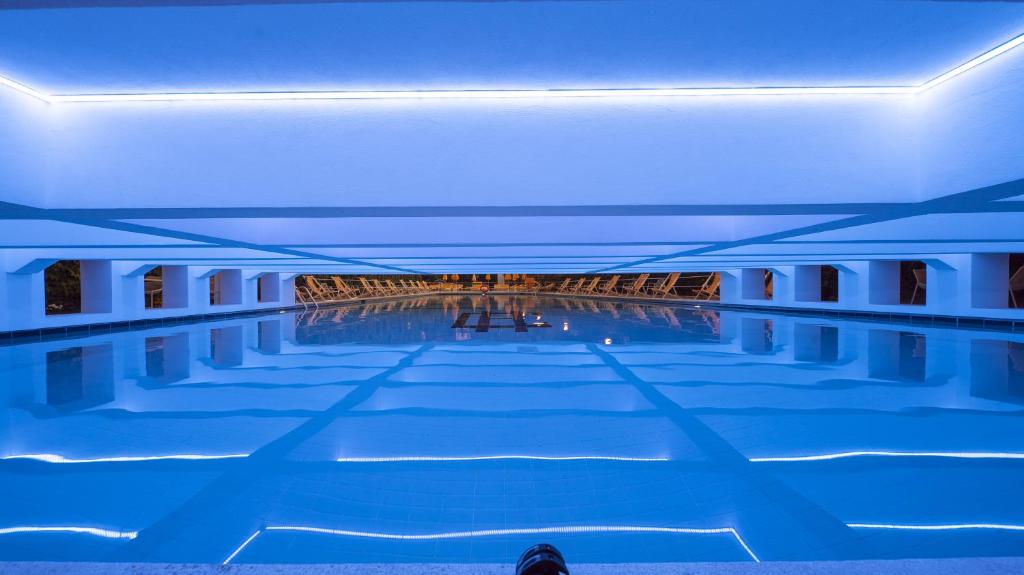 Bazén v ubytování Hotel Continental nebo v jeho okolí